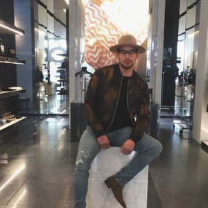 Meet your Posher, Erwin